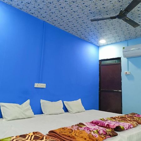 Baba Guest House Ujjain Extérieur photo