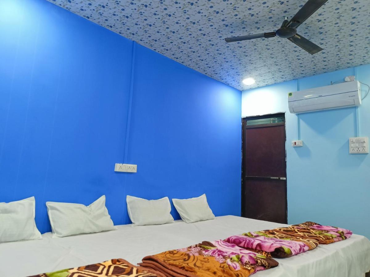 Baba Guest House Ujjain Extérieur photo